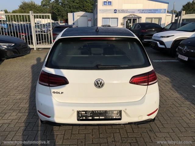 Auto - Volkswagen golf 2.0 tdi r-line