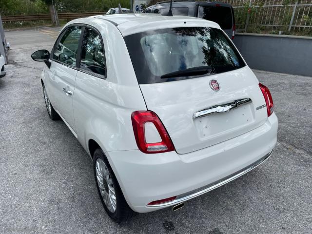 Auto - Fiat 500 1.0 hybrid dolcevita