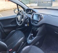 Auto - Peugeot 208 1.4 e-hdi 68 cv automatica comandi speciali disabili