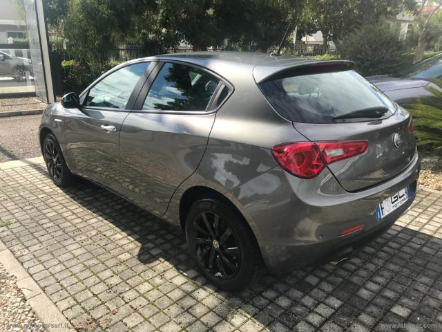 Auto - Alfa romeo giulietta 1.6 jtdm 120 cv