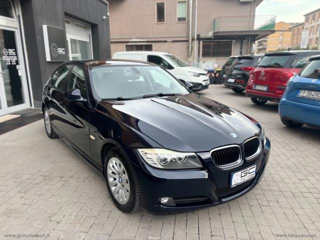 Auto - Bmw 318d attiva