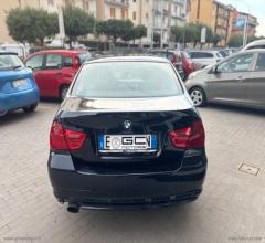 Auto - Bmw 318d attiva