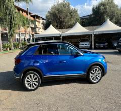 Auto - Volkswagen t-roc 2.0 tdi 150 dsg adv. bluemot. tech