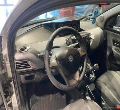 Auto - Lancia ypsilon 1.2 gpl