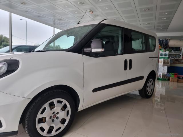 Auto - Fiat doblÃ² 1.6 mjt 95 cv easy