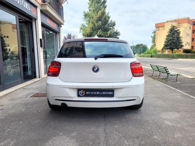 Auto - Bmw 116i sport