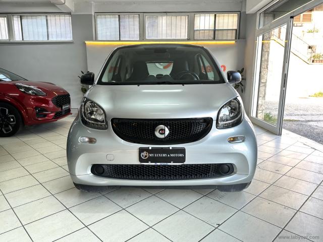 Auto - Smart fortwo 70 1.0 twinamic passion