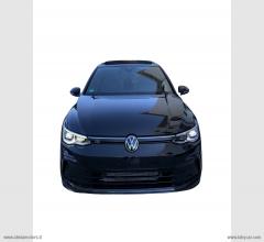 Auto - Volkswagen golf 2.0 tdi 150 cv dsg scr r-line