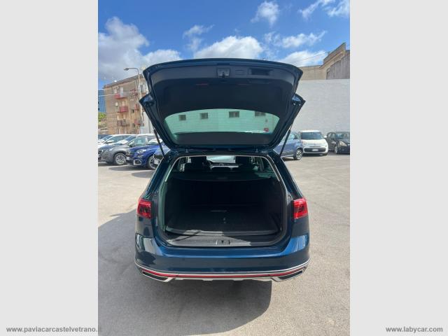 Auto - Volkswagen passat alltrack 2.0 tdi 190 4mot dsg bmt