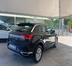 Auto - Volkswagen t-roc 1.0 tsi business bmt