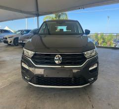 Auto - Volkswagen t-roc 1.0 tsi business bmt