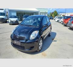 Toyota yaris 1.0 5p. sol