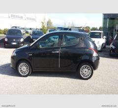 Auto - Lancia ypsilon 1.2 69 cav. gold 5 posti