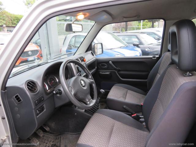 Auto - Suzuki jimny 1.3 4wd jlx