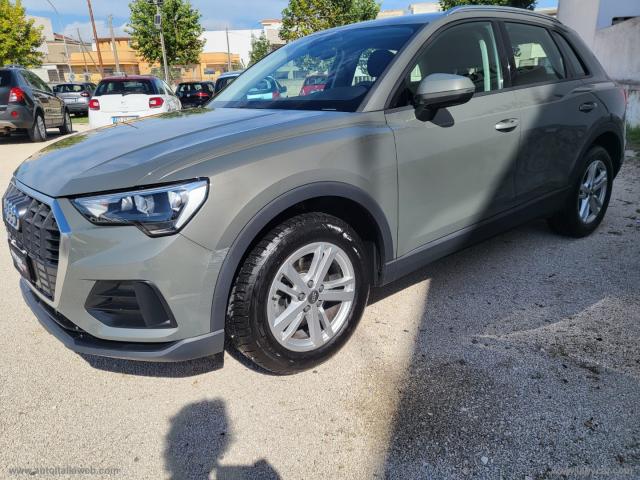 Auto - Audi q3 35 tdi s tronic business