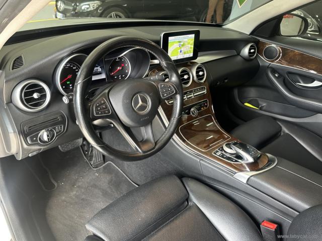 Auto - Mercedes-benz c 220 d 4matic auto executive