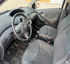 Auto - Toyota yaris 1.0 16v 5p.