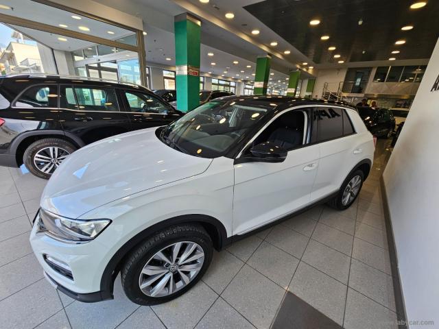 Auto - Volkswagen t-roc 1.6 tdi scr style bluemotion tech.