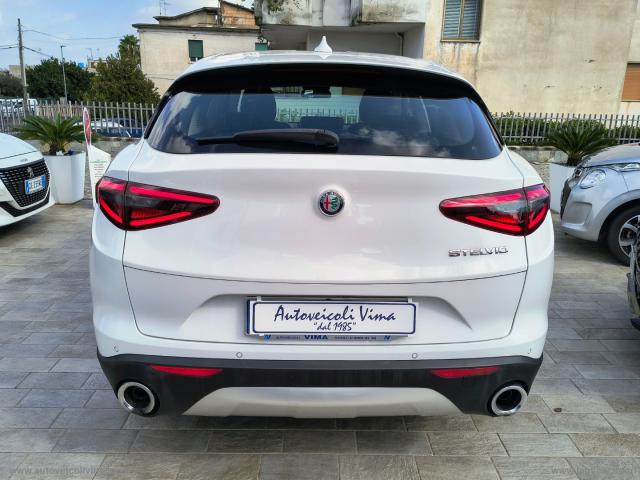 Auto - Alfa romeo stelvio 2.2 t.diesel 160cv at8 rwd bus.