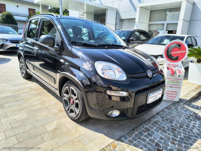 Fiat panda 1.0 firefly s&s hybrid city life