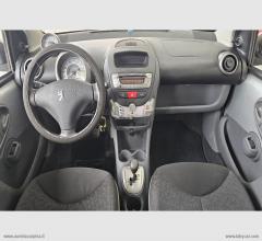 Auto - Peugeot 107 1.0 68 cv 5p. sweet years 2tronic