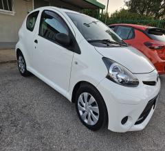 Auto - Toyota aygo 1.0 12v vvt-i 3p. active connect