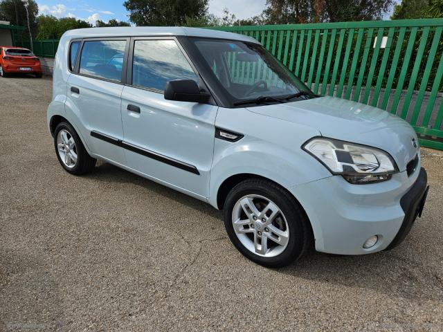 Auto - Kia soul 1.6 crdi active