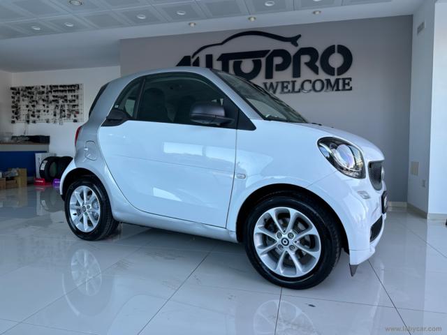 Auto - Smart fortwo 70 1.0 youngster