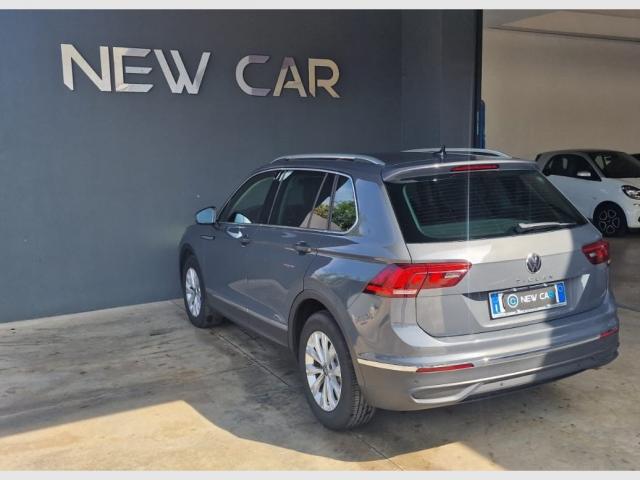 Auto - Volkswagen tiguan 2.0 tdi 150cv scr dsg life