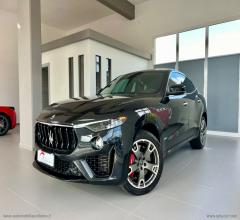 Auto - Maserati levante v6 awd gransport q4