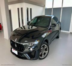 Auto - Maserati levante v6 awd gransport q4