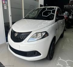 Auto - Lancia ypsilon 1.0 firefly 5ps&s hyb. eco unyca