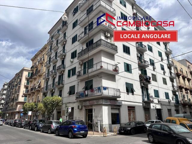 Locale commerciale in affitto a taranto borgo