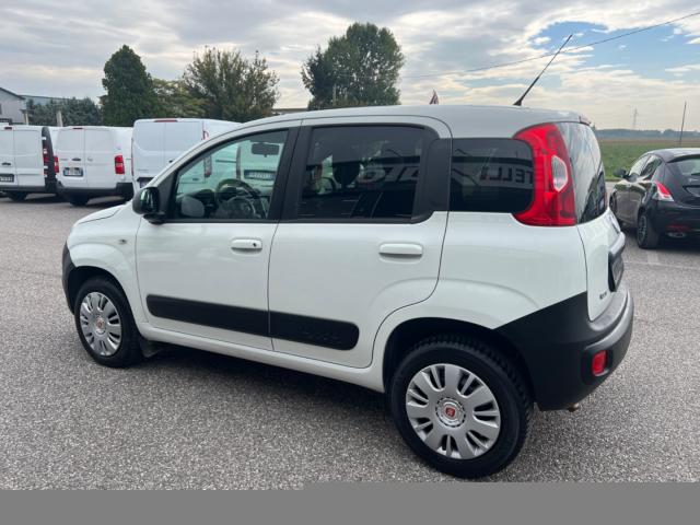 Auto - Fiat panda 1.3 mjt s&s 4x4 pop clim. van 2pti