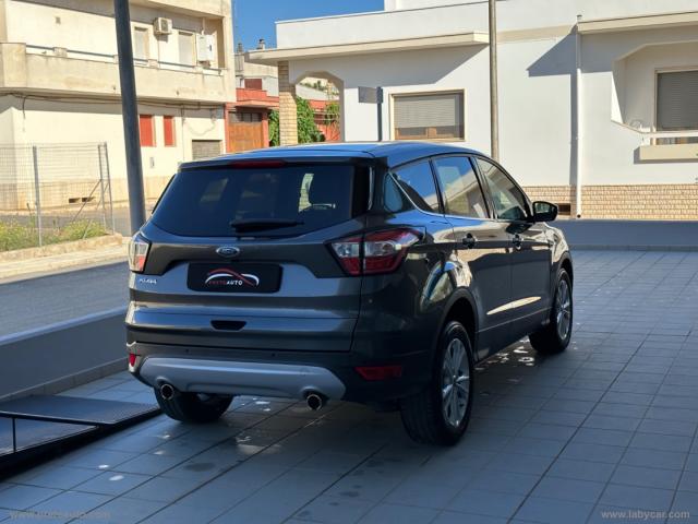 Auto - Ford kuga 1.5 tdci 120cv s&s 2wd pow.edition