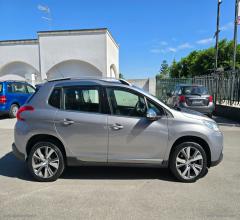 Auto - Peugeot 2008 1.6 e-hdi 115 cv s&s allure