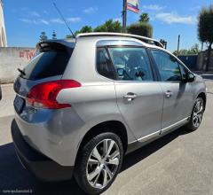 Auto - Peugeot 2008 1.6 e-hdi 115 cv s&s allure