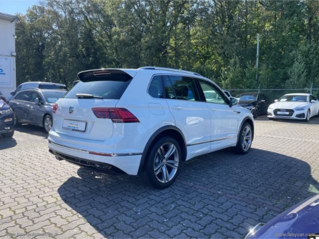 Auto - Volkswagen tiguan 2.0tdi