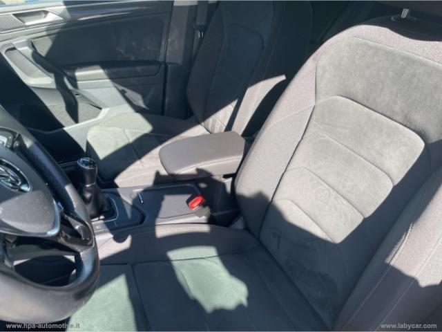 Auto - Volkswagen tiguan 2.0tdi