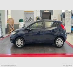 Auto - Ford fiesta 1.4 5p. bz.- gpl