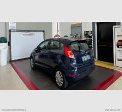 Auto - Ford fiesta 1.4 5p. bz.- gpl