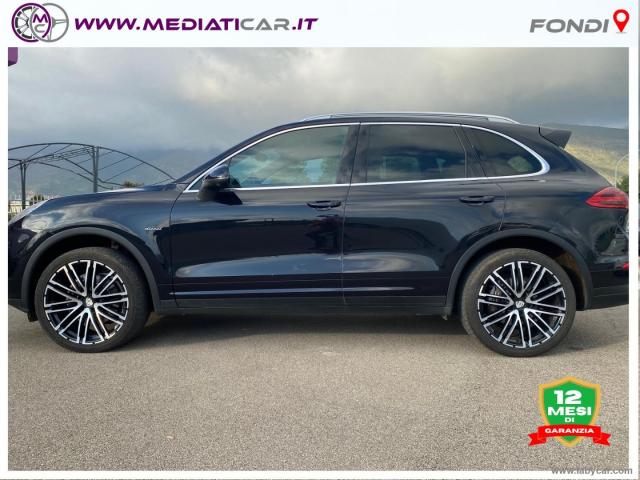 Auto - Porsche cayenne 3.0 diesel platinum edition