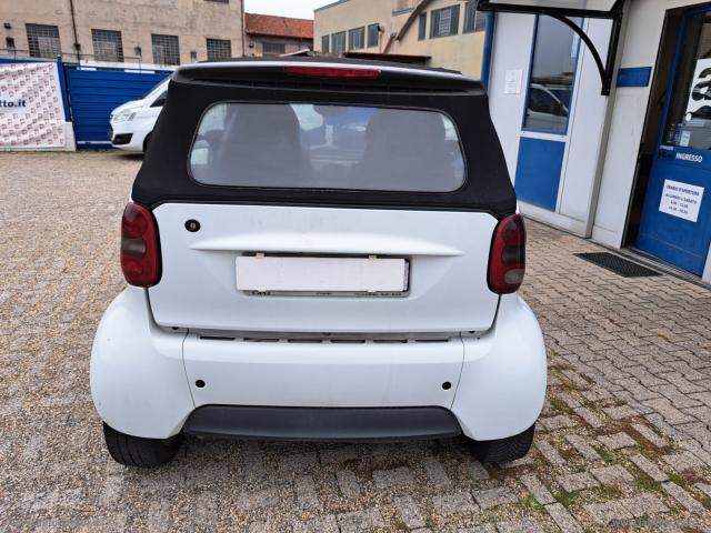 Auto - Smart fortwo cabrio grandstyle