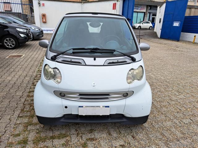 Auto - Smart fortwo cabrio grandstyle