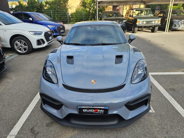 Auto - Porsche 718 cayman gt4 rs