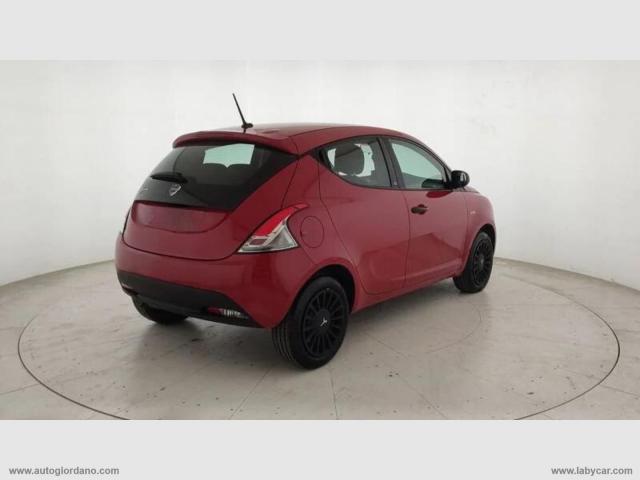 Auto - Lancia ypsilon 1.2 69 cv 5p. s&s black and noir