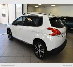 Auto - Peugeot 2008 bluehdi 100 s&s black matt