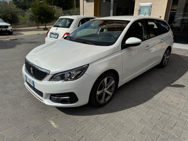 Auto - Peugeot 308 bluehdi 130 s&s eat6 active