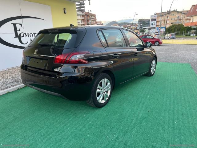 Auto - Peugeot 308 bluehdi 120 s&s business