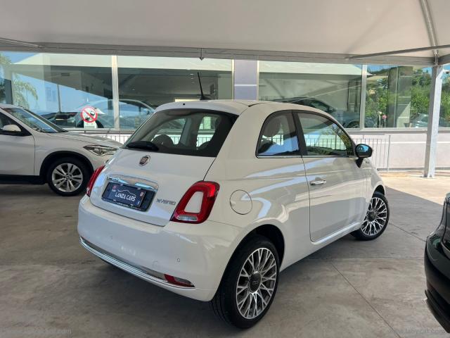 Auto - Fiat 500 1.0 hybrid dolcevita